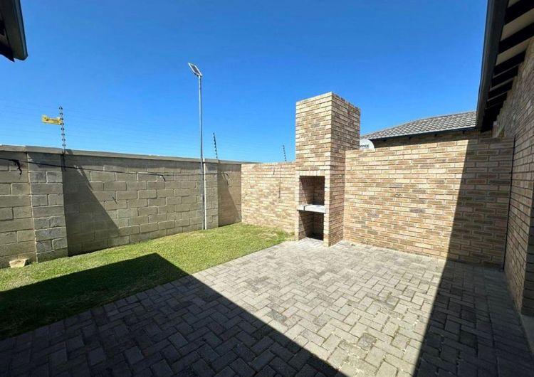 3 Bedroom Property for Sale in Sherwood Eastern Cape